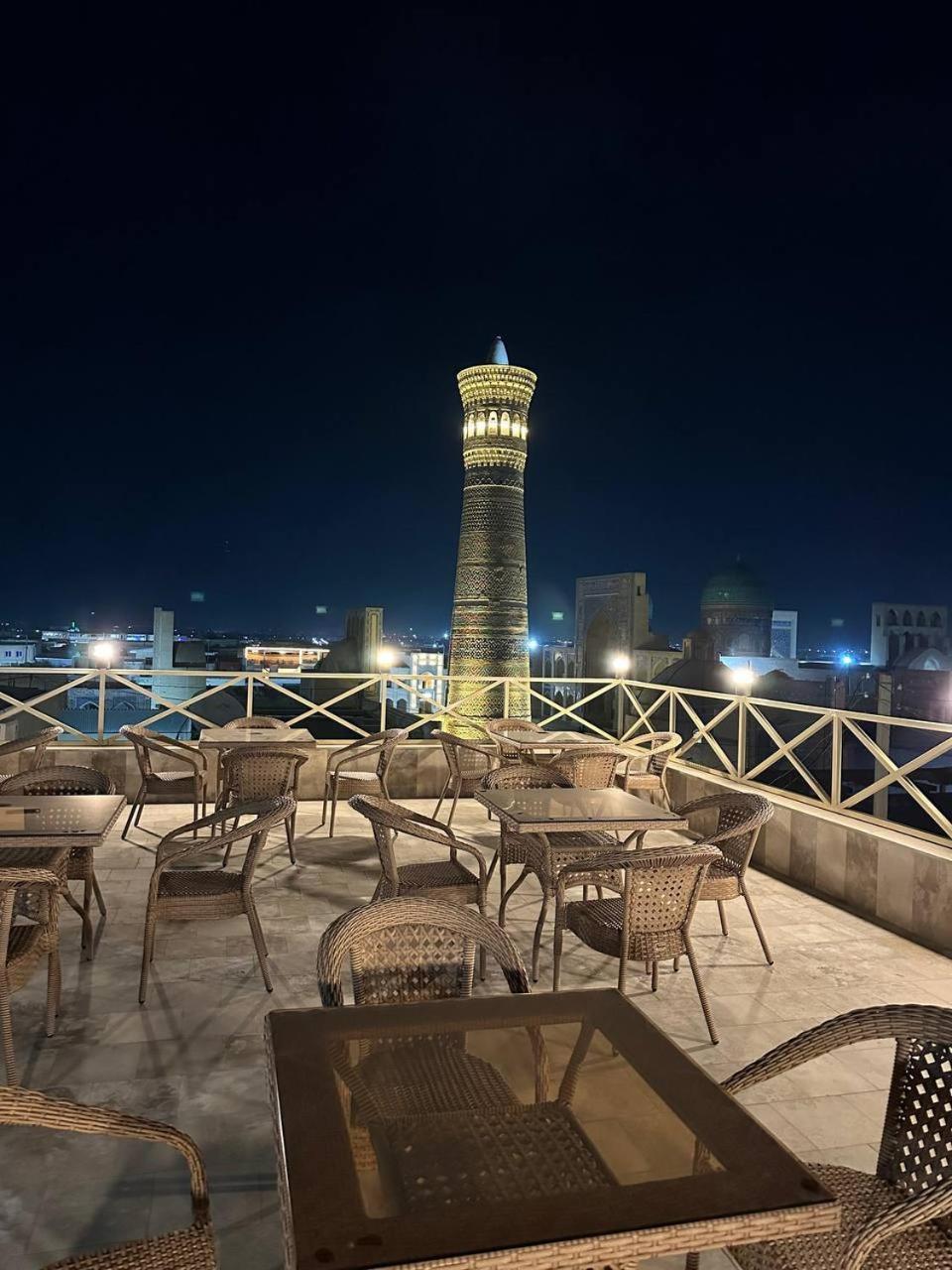 Poyi Kalon Teracce Hotel حلال Bukhara Bagian luar foto