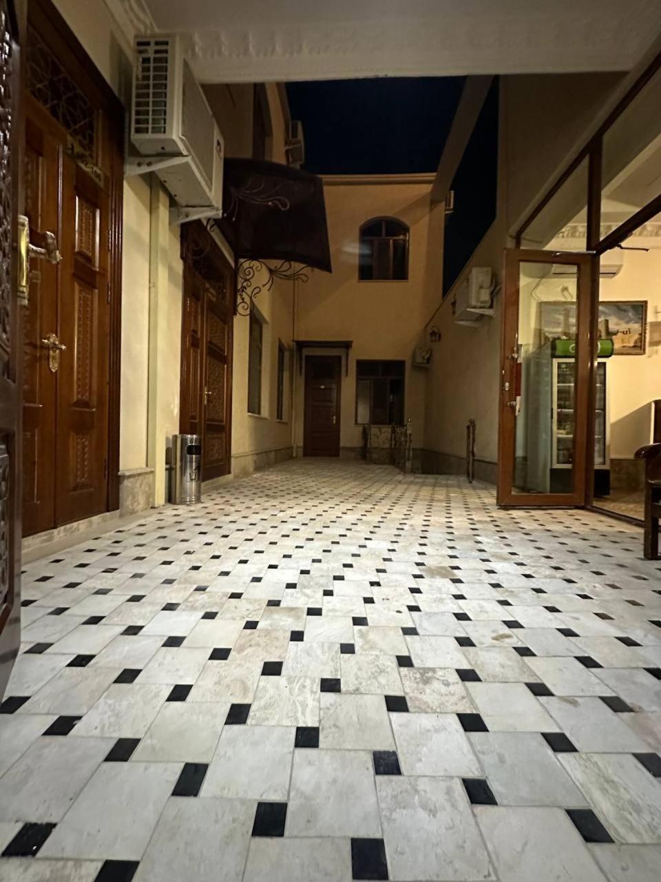 Poyi Kalon Teracce Hotel حلال Bukhara Bagian luar foto