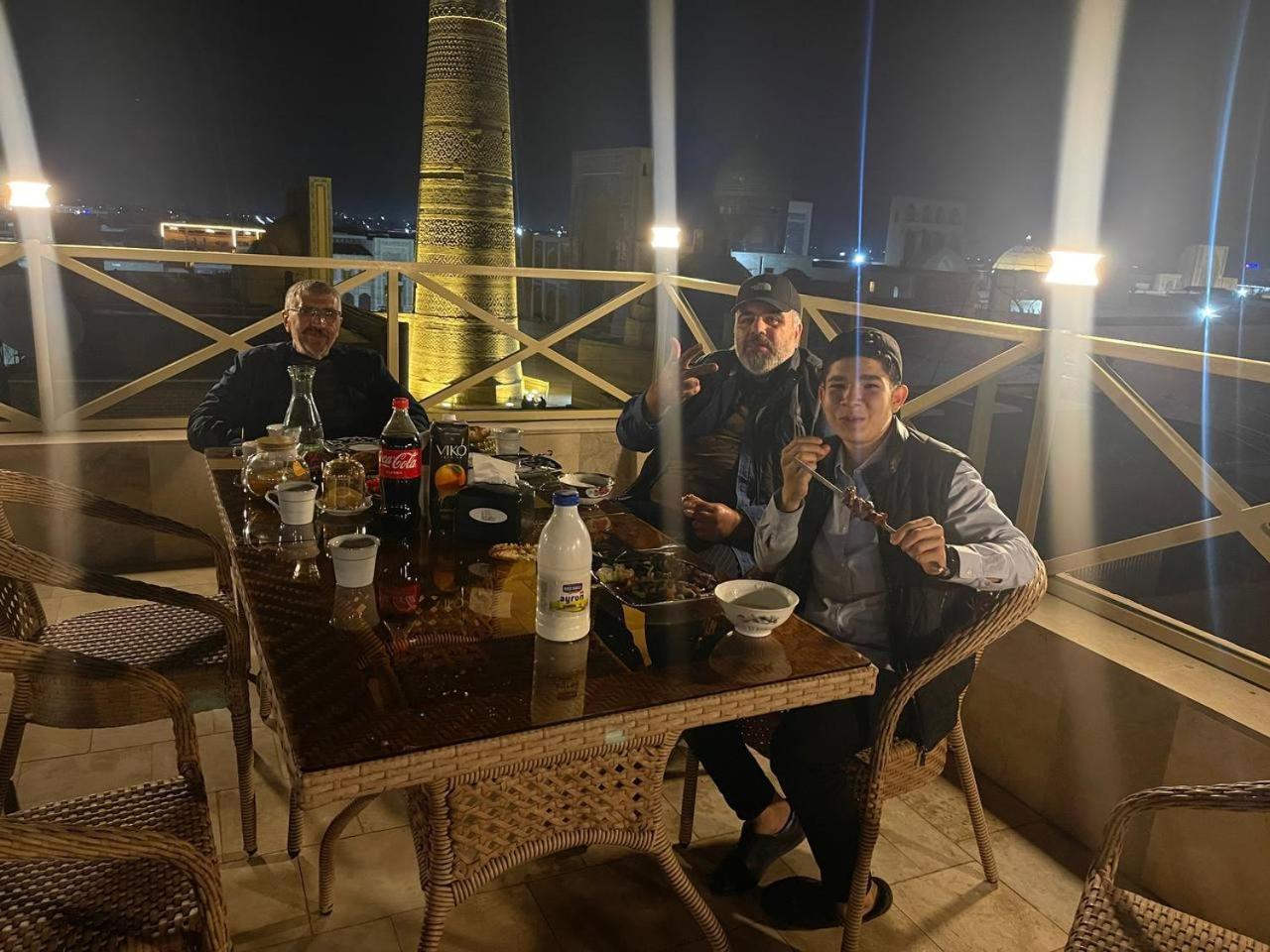 Poyi Kalon Teracce Hotel حلال Bukhara Bagian luar foto