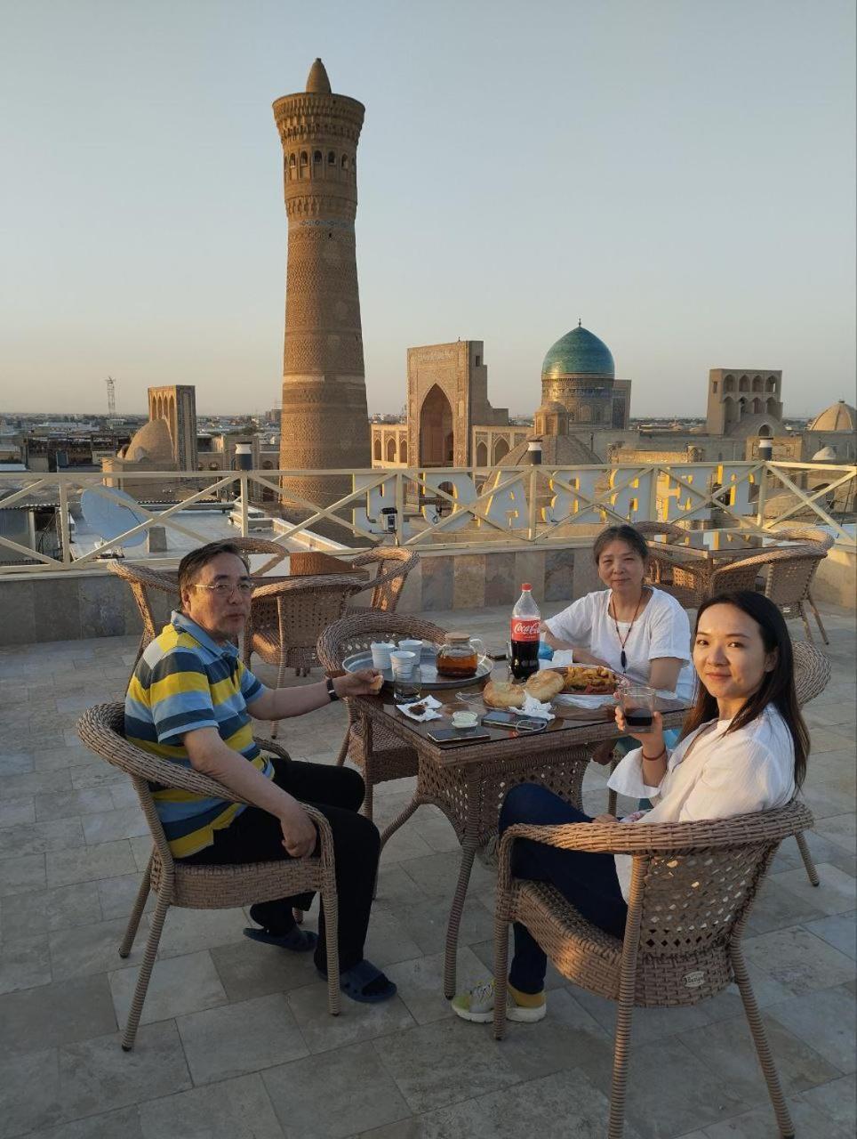 Poyi Kalon Teracce Hotel حلال Bukhara Bagian luar foto
