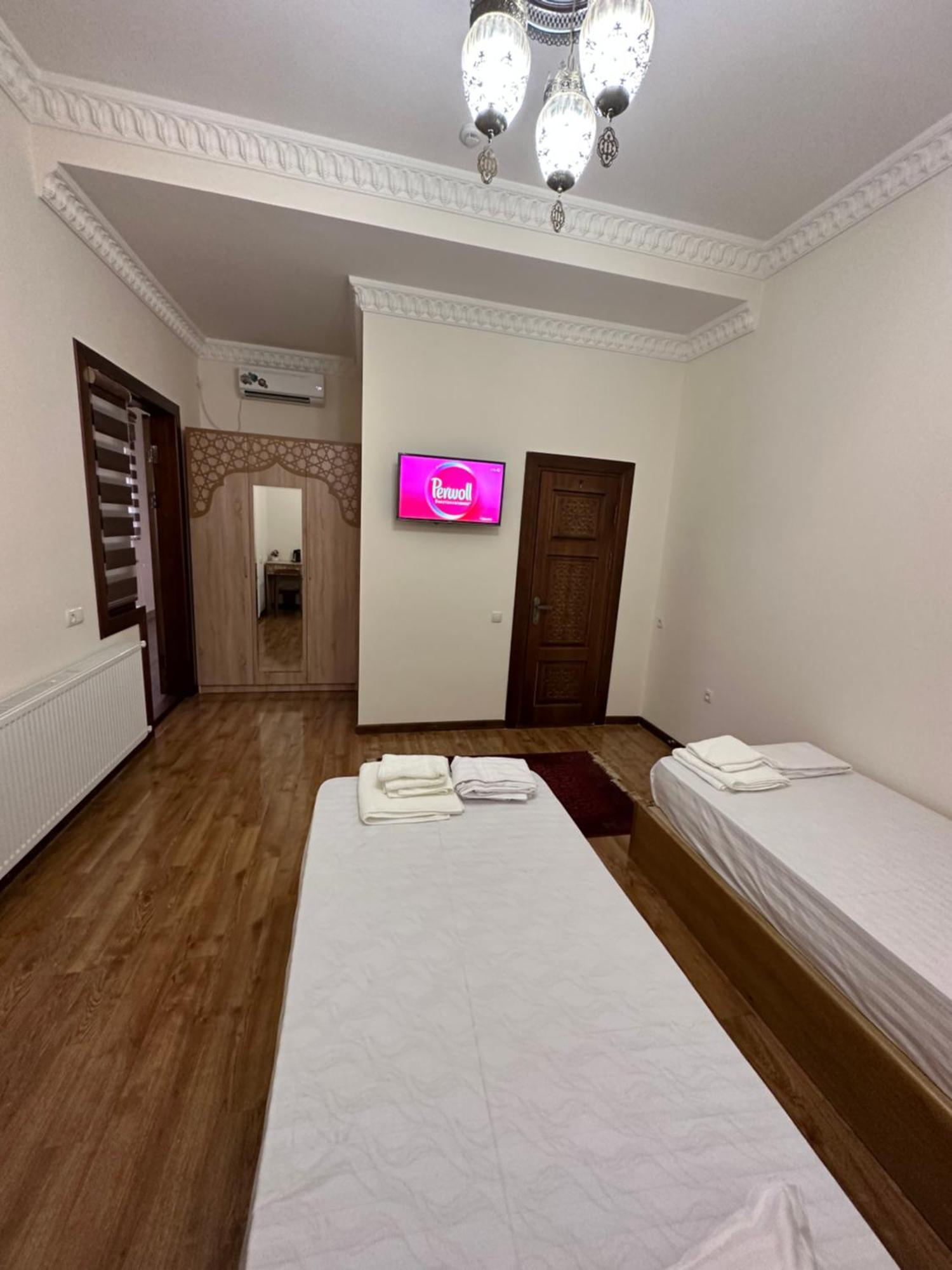 Poyi Kalon Teracce Hotel حلال Bukhara Bagian luar foto