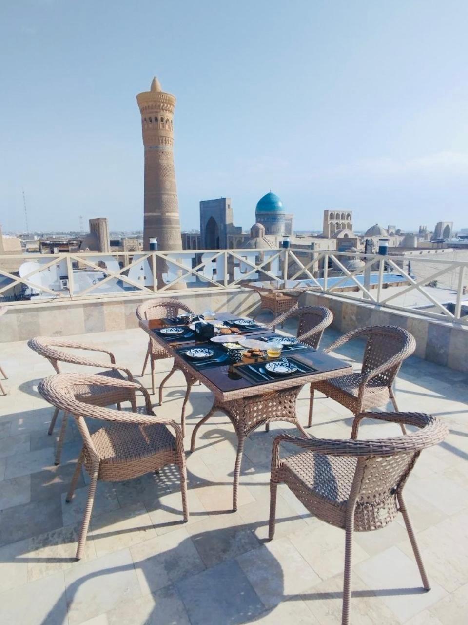 Poyi Kalon Teracce Hotel حلال Bukhara Bagian luar foto