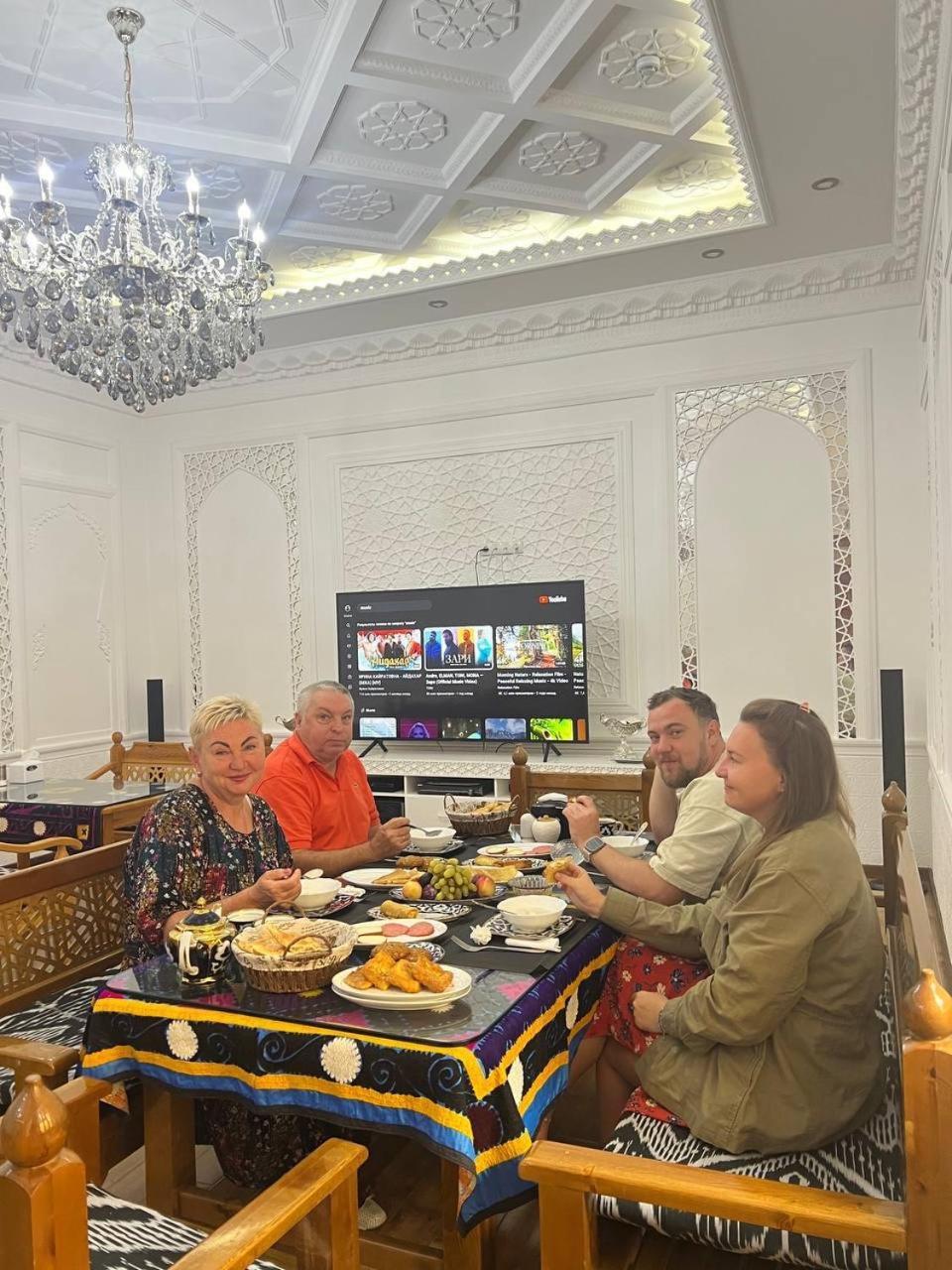 Poyi Kalon Teracce Hotel حلال Bukhara Bagian luar foto