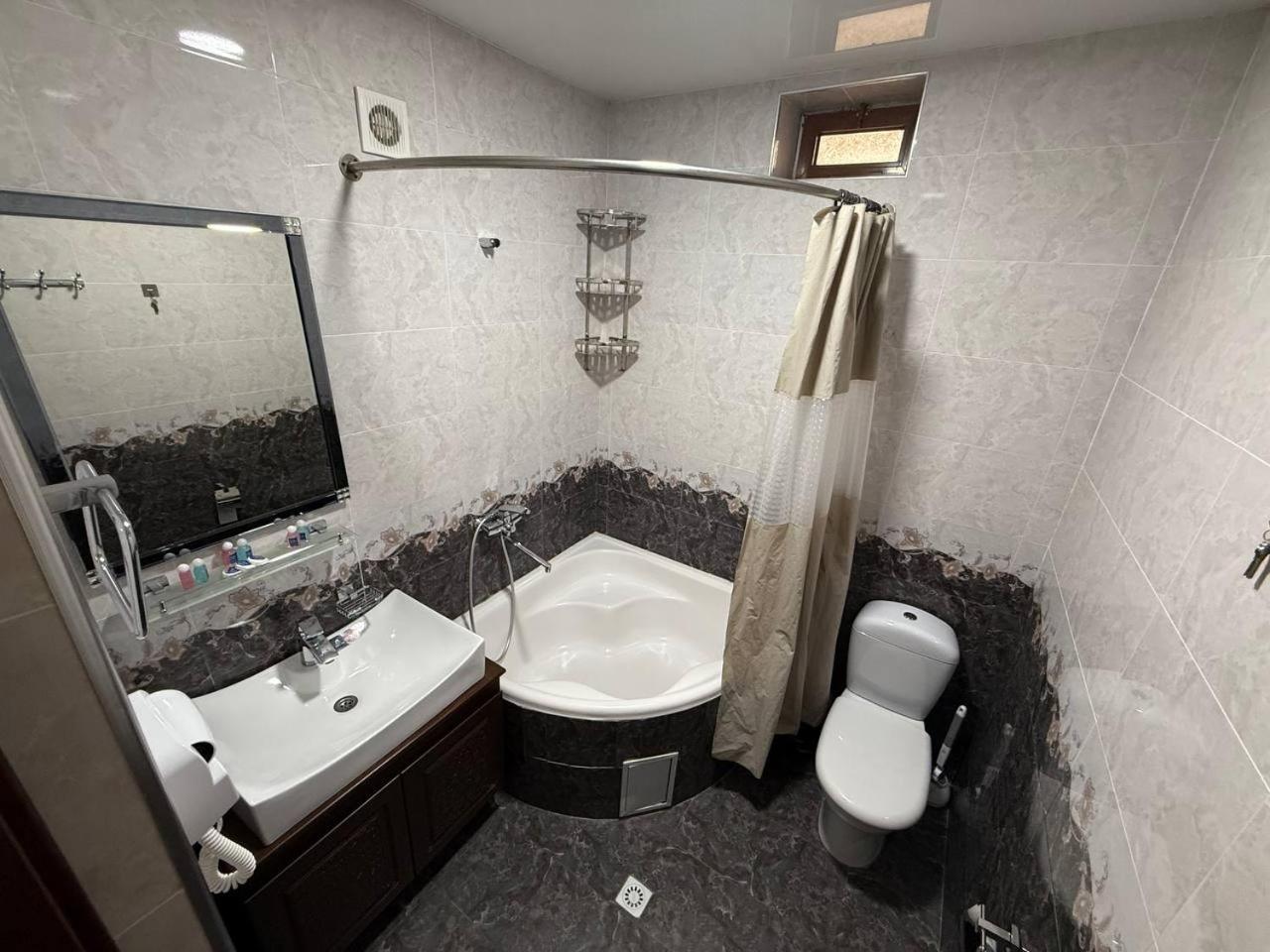 Poyi Kalon Teracce Hotel حلال Bukhara Bagian luar foto